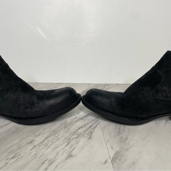 Born Beth Black Distressed Suede Bootie 7M - Picture 6 of 14